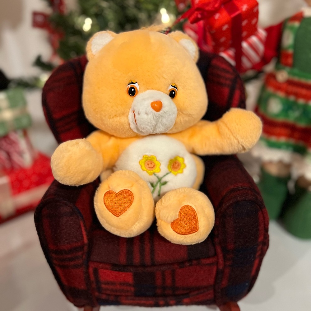 Vintage Care Bear Friendship Hugs Bear Push Tummy in and  he gives you a Hug